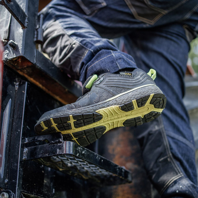 Bennon PREDATOR S3 ESD Low Bezpečnostná obuv