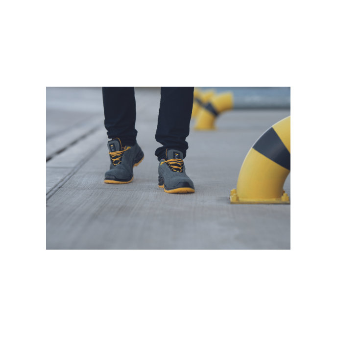 Cerva YUWILL MF ESD S1P SRC Bezpečnostná obuv
