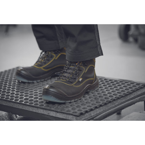 Cerva BK TPU MF S3 SRC Bezpečnostná členková obuv