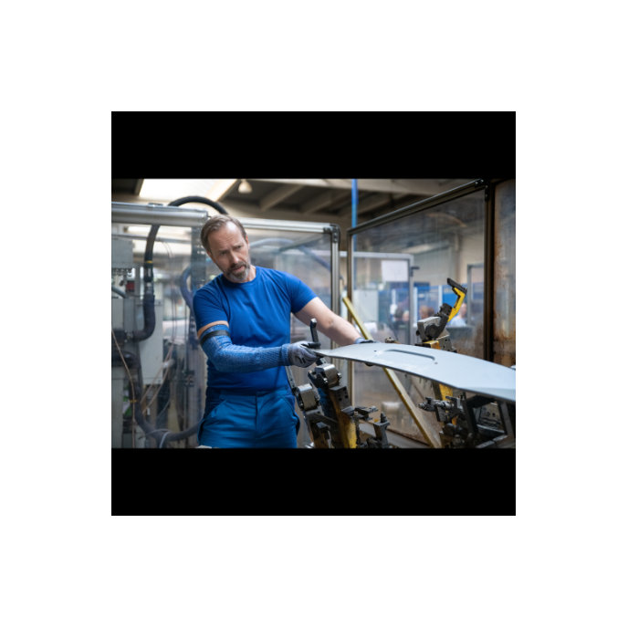 Cerva GUAN Protiporézny rukávnik užší