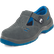 Sandále